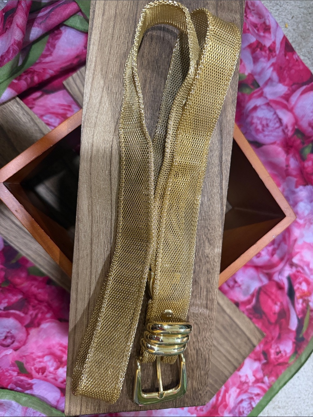 Vintage Gold Mesh Belt with Polished Buckle